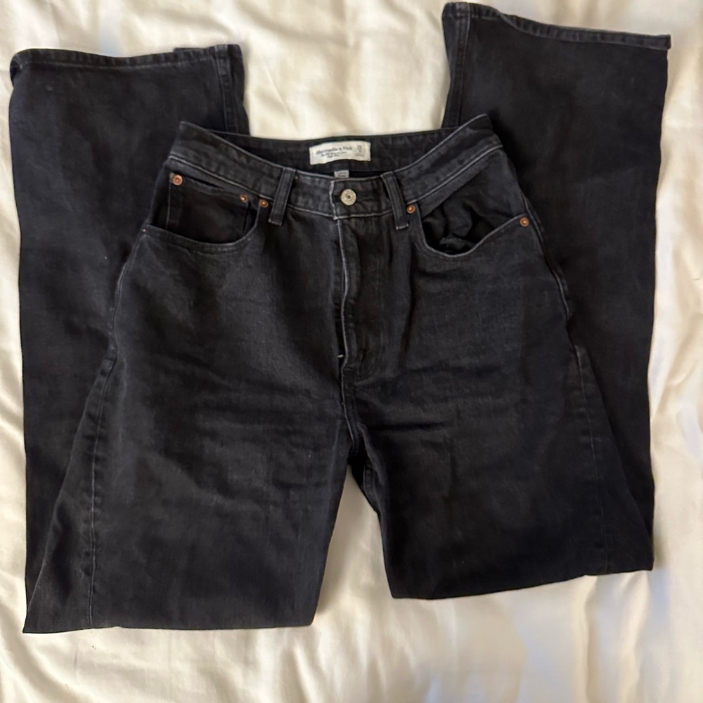 Abercrombie 90s relaxed Jean high rise